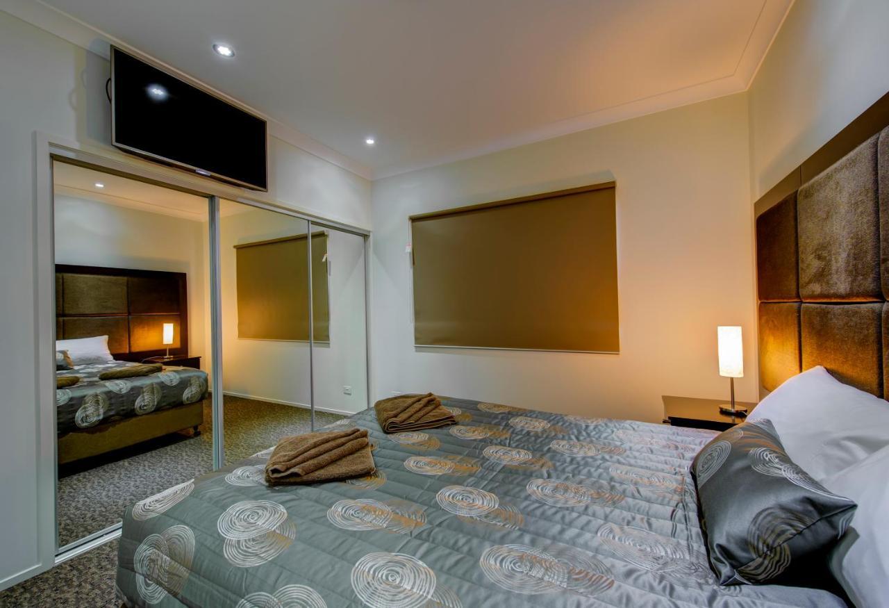 Western Downs Motor Inn Miles Kültér fotó